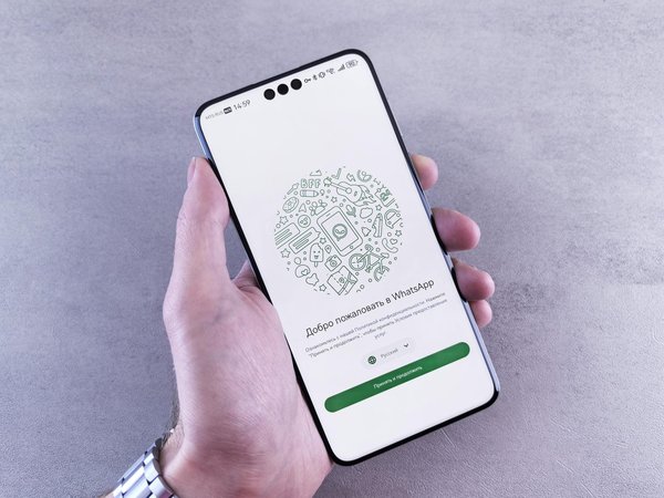 Comment activer et utiliser les raccourcis de gestes sur un Samsung Galaxy Z Fold3 ?